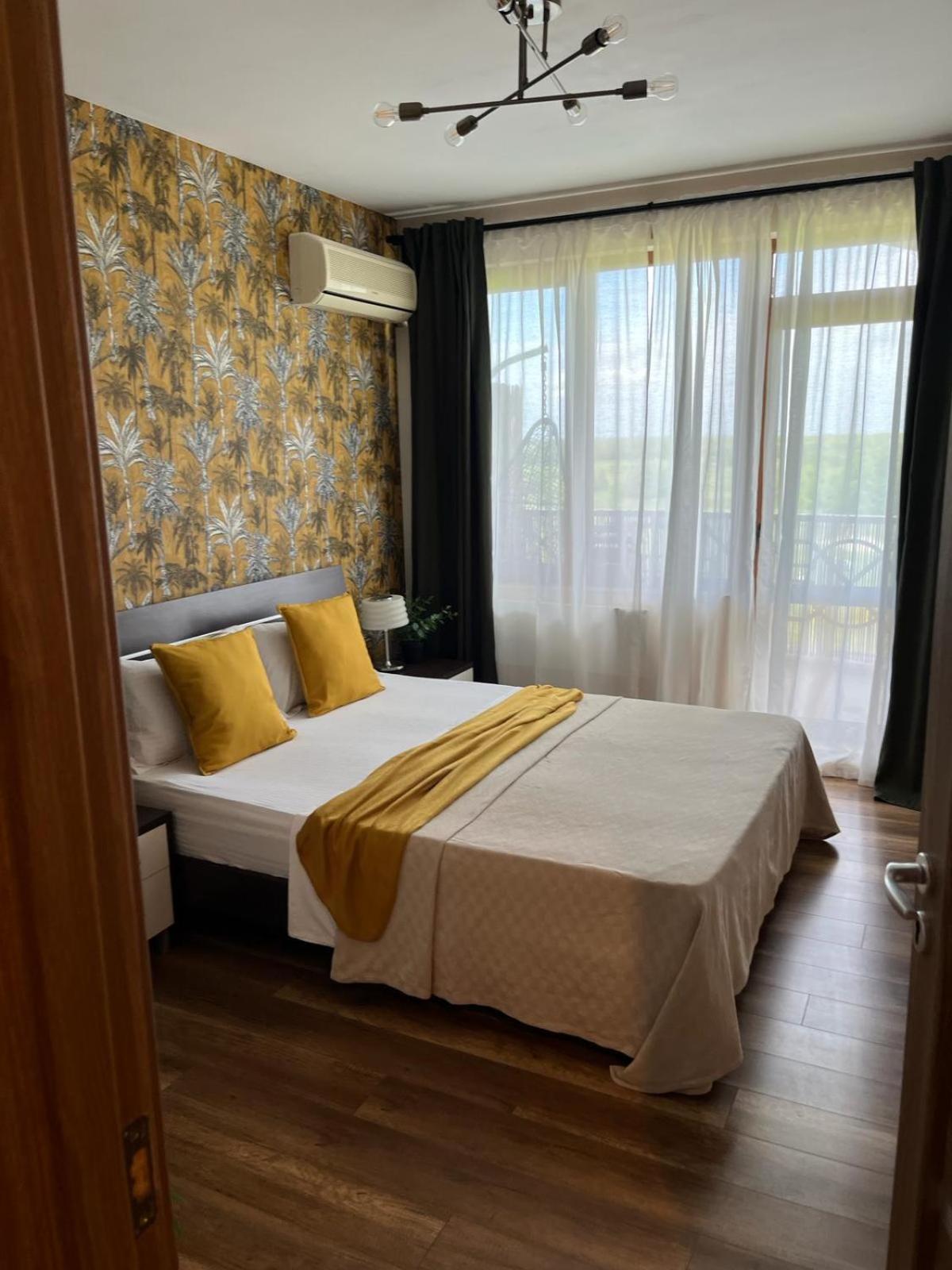 Lighthouse Golf Resort & Spa Apartments Balchik Esterno foto